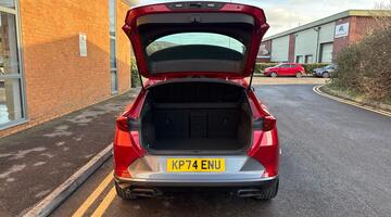 2024 CUPRA TSI V2 DSG Euro 6 5-door (Red) - Image: 17