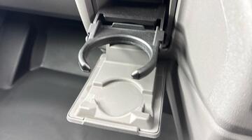 2025 Volkswagen 2.0 TDI T28 Commerce Plus FWD SWB Euro 6 5-door (White) - Image: 21