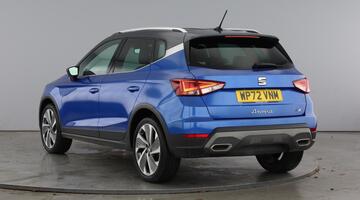 2022 SEAT 1.0 TSI FR Edition Euro 6 5-door (Blue) - Image: 3