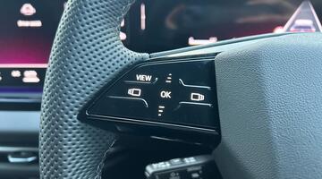 2025 Audi 2.0 TFSI S line S Tronic Euro 6 5-door (Red) - Image: 24