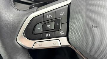 2025 Volkswagen ETSI MHEV Match DSG Euro 6 5-door (Black) - Image: 12