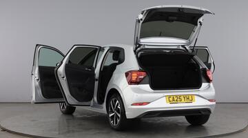 2025 Volkswagen 1.0 TSI Match DSG Euro 6 5-door (Silver) - Image: 11