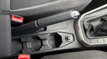 2025 Volkswagen 1.0 TSI Match Euro 6 5-door (Silver) - Image: 43