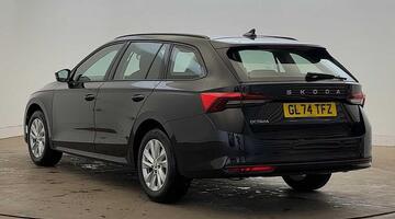 2024 Škoda TSI ACT SE Technology Euro 6 5-door (Black) - Image: 3