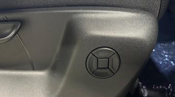 2026 Volkswagen ETSI MHEV Match DSG Euro 6 5-door (Blue) - Image: 20