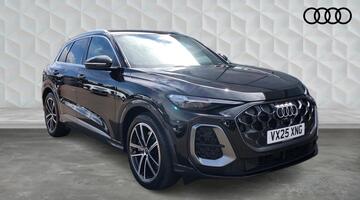 2025 Audi 2.0 TDI Launch Edition S Tronic quattro Euro 6 5-door (Black) - Image: 1