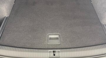 2017 Volkswagen 2.0 TSI R-Line DSG 4Motion Euro 6 5-door (Grey) - Image: 37