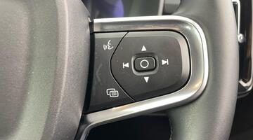 2025 Volvo 2.0 B4 MHEV Plus DCT Auto Euro 6 5-door (Blue) - Image: 25