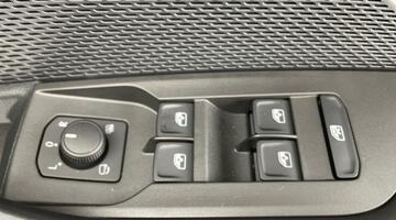 2025 Škoda TSI ACT SportLine Euro 6 5-door (Silver) - Image: 19