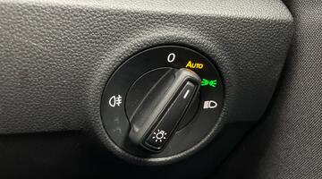 2023 Volkswagen 1.0 TSI Life Euro 6 5-door (Grey) - Image: 20