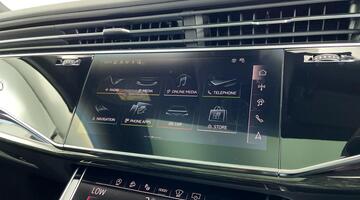 2025 Audi 4.0 TFSI V8 Black Edition Tiptronic quattro Euro 6 5-door (Black) - Image: 18