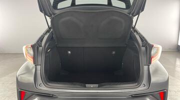 2019 Toyota VVT-h Dynamic CVT Euro 6 5-door (Grey) - Image: 30