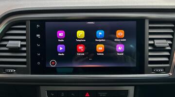 2022 SEAT TSI EVO FR Euro 6 5-door (Black) - Image: 28