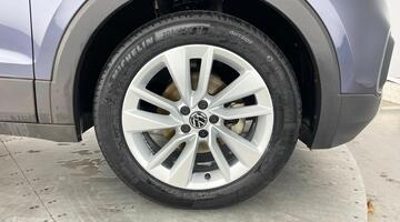 2022 Volkswagen 1.0 TSI SE DSG Euro 6 5-door (Grey) - Image: 5