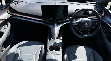 2024 CUPRA 77kWh VZ2 SUV Coupe Auto 4-doorive 5dr (Blue) - Image: 8