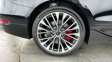 2025 Audi 100kWh Performance Edition 1 Auto 5-door (Black) - Image: 33