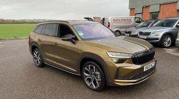 2025 Škoda 2.0 TDI SportLine DSG 4WD Euro 6 5-door (7 Seat) (Gold) - Image: 10