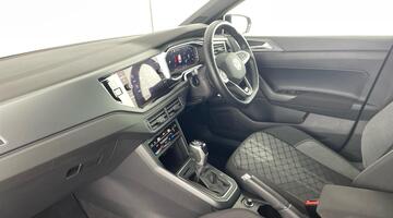 2024 Volkswagen 1.0 TSI R-Line DSG Euro 6 5-door (Black) - Image: 2