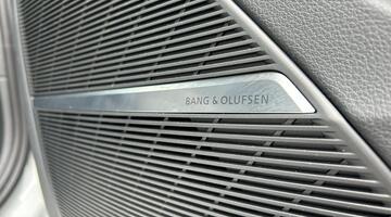 2025 Audi 4.0 TFSI V8 Black Edition Tiptronic quattro Euro 6 5-door (White) - Image: 12