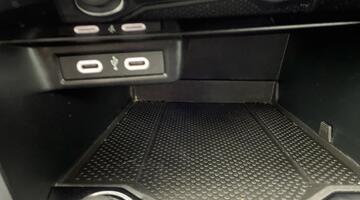 2023 Volkswagen 1.0 TSI Life Euro 6 5-door (Grey) - Image: 25