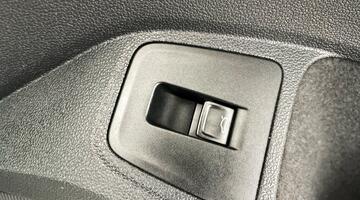 2019 Volkswagen 2.0 TDI R-Line Tech DSG 4Motion Euro 6 5-door (Grey) - Image: 24