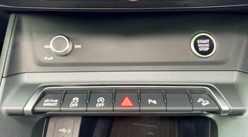 2025 Audi 2.0 TFSI 40 Black Edition Sportback S Tronic quattro Euro 6 5-door (Black) - Image: 13