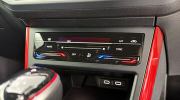 2023 Volkswagen 2.0 TSI GTI DSG Euro 6 5-door (Black) - Image: 15