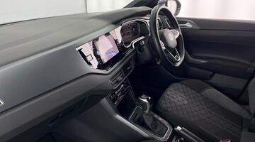 2022 Volkswagen 1.0 TSI R-Line DSG Euro 6 5-door (Grey) - Image: 2