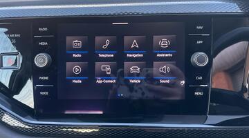 2023 Volkswagen 1.0 TSI Life Euro 6 5-door (Grey) - Image: 7