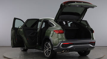 2025 Audi 2.0 TDI Launch Edition Sportback S Tronic quattro Euro 6 5-door (Green) - Image: 11