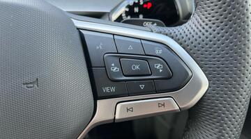 2025 Volkswagen TSI eHybrid 19.7kWh R-Line DSG Euro 6 5-door (White) - Image: 27