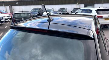 2025 Volkswagen 1.0 EVO Life Euro 6 5-door (Black) - Image: 23