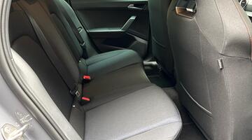 2025 SEAT 1.0 TSI FR Black Edition Euro 6 5-door (Grey) - Image: 28