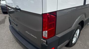 2025 Volkswagen 2.0 TDI 600 Auto Euro 6 4-door (Beige) - Image: 16