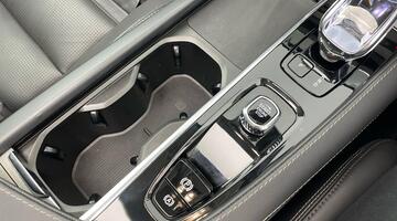 2024 Volvo 2.0 B5 MHEV Plus Auto 4WD Euro 6 5-door (Grey) - Image: 26