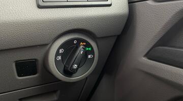 2025 Volkswagen 2.0 TDI T28 Highline FWD SWB Euro 6 5-door (White) - Image: 21