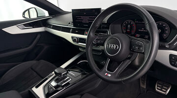 2023 Audi 2.0 TFSI 35 S line Sportback S Tronic Euro 6 5-door (White) - Image: 6