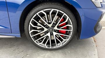2024 Audi 2.0 TFSI Black Edition Sportback S Tronic quattro Euro 6 5-door (Blue) - Image: 5