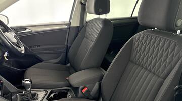 2022 Volkswagen 2.0 TDI Life DSG Euro 6 5-door (Blue) - Image: 37