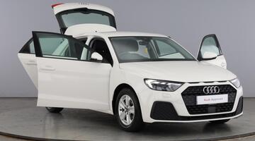 2022 Audi 1.0 TFSI 25 Technik Sportback Euro 6 5-door (White) - Image: 9