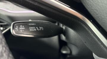 2025 Škoda 2.0 TDI SE L DSG 4WD Euro 6 5-door (7 Seat) (Gold) - Image: 14