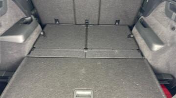 2025 Volkswagen ETSI MHEV Life DSG Euro 6 5-door (Purple) - Image: 34