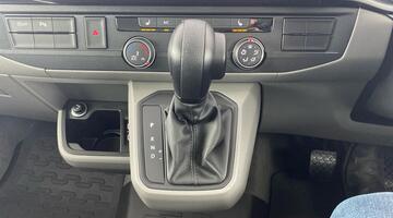 2022 Volkswagen Beach Camper SWB 150 PS 2.0 TDI 7sp DSG (Grey) - Image: 21