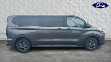 2025 Ford 2.0 320 EcoBlue Titanium Luxe Auto LEuro 6 5-door (Grey) - Image: 4