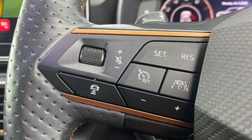 2022 CUPRA 2.0 TSI VZDSG 4-doorive Euro 6 5dr (Grey) - Image: 7