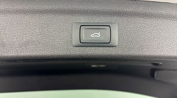 2025 Audi TFSI CoD 35 S line S Tronic Euro 6 5-door (White) - Image: 31