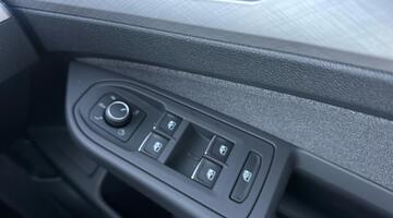 2025 Volkswagen ETSI MHEV Match DSG Euro 6 5-door (Grey) - Image: 15