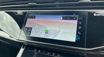 2025 Audi 4.0 TFSI V8 Black Edition Tiptronic quattro Euro 6 5-door (White) - Image: 33