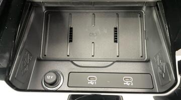 2025 Audi E-hybrid Launch Edition Sportback S Tronic Euro 6 5-door 26kWh (Black) - Image: 13