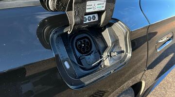 2025 Volkswagen Pro 77kWh Match Plus Fastback Auto 5-door (Black) - Image: 36